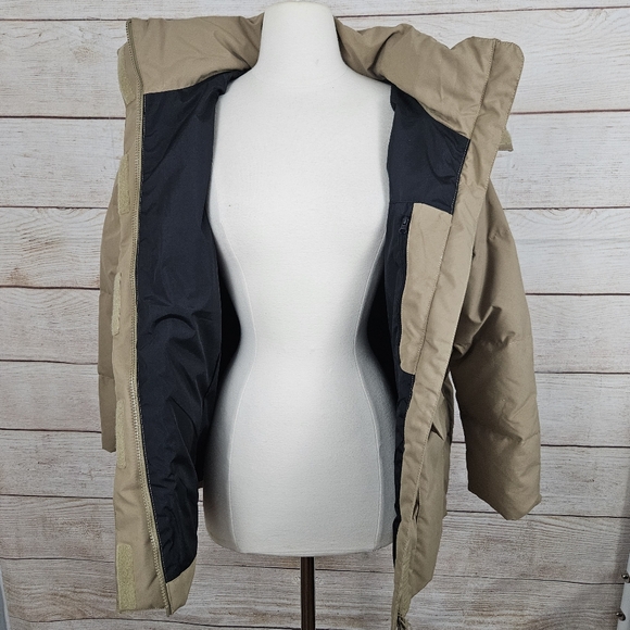 Echt Essentia Tan Puffer Full Zip Hooded Down Jacket Small - Picture 10 of 13